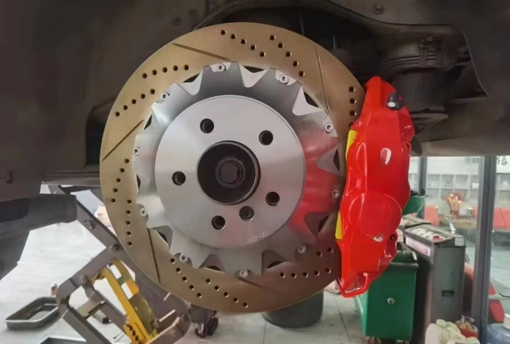 FECCR OEM ODM Remklauwset Voor - Forged Front Brake Caliper 4 Piston recensie en prijs